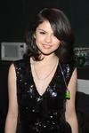 Selena Gomez-j229hi4cpn.jpg