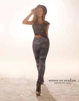 14342095_Beyonce_for_House_Of_Dereon_FW_2013-000.jpg